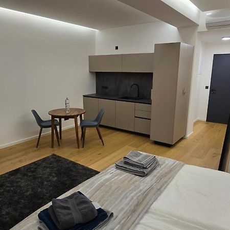Room16-Ulm Eksteriør bilde